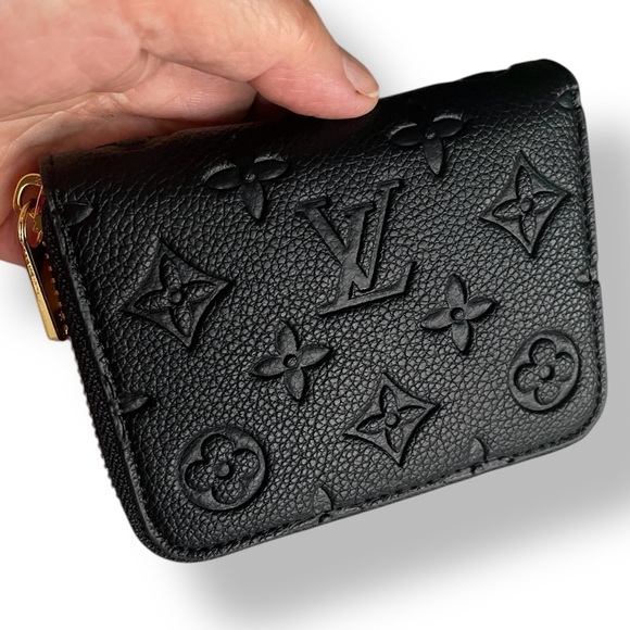 Black embossed LV wallet zip around with card slots - Picture 1 of 12